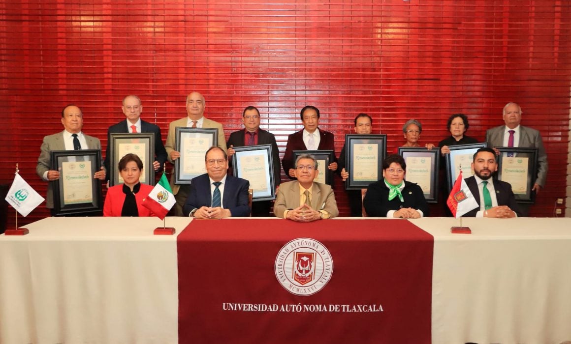 Reconoce sindicato de la UATX a trabajadores retirados 