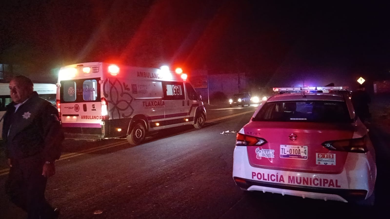 Adulto mayor gravemente herido tras ser atropellado en la carretera Apizaco-Tlaxco
