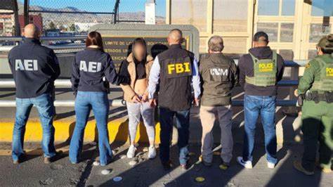 Vinculan a proceso a mujer que extraía corazones a víctimas