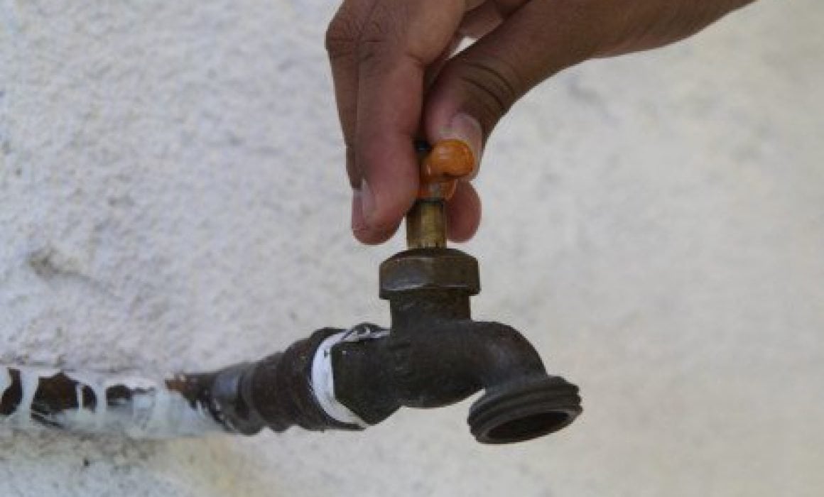 Pobladores de Zacatelco sin agua, reclaman servicio