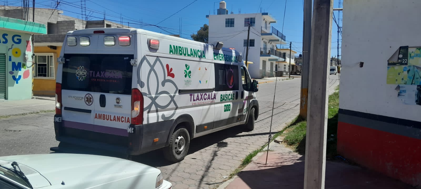 Sujetos armados asaltan a trabajadores de gasolinera frente a una secundaria en Tlaltelulco: les roban 250 mil pesos