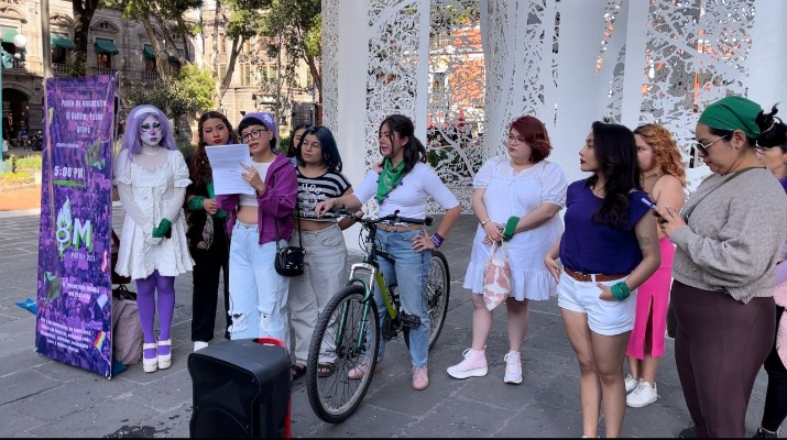 Feministas piden no usar su lucha como botín político