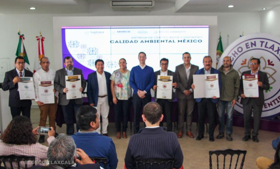 Firman convenio Sedeco y Clauz para fomentar la competitividad