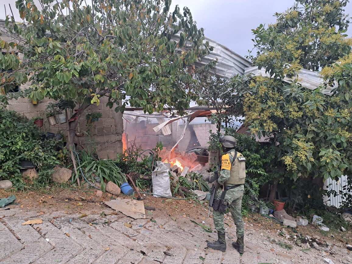 Fallece hombre tras explosión de pirotecnia en Nativitas
