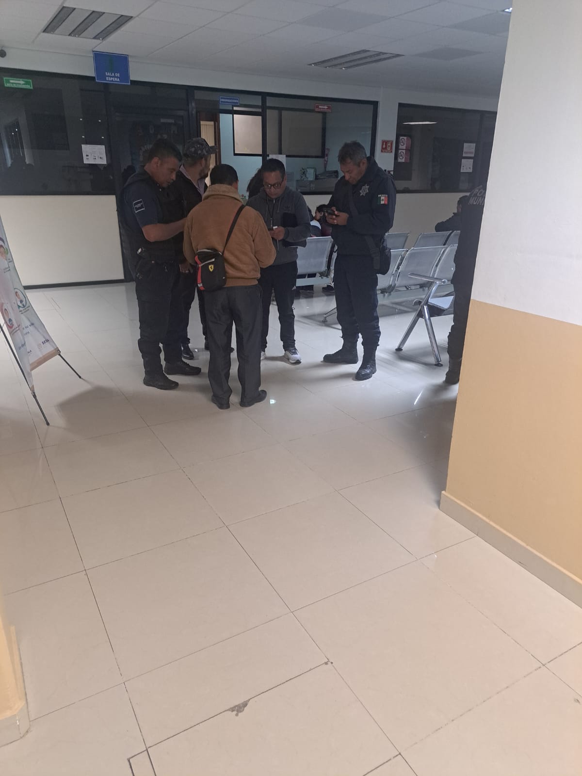 Sin vida hallan a un enfermero al interior del centro de salud en Chiautempan