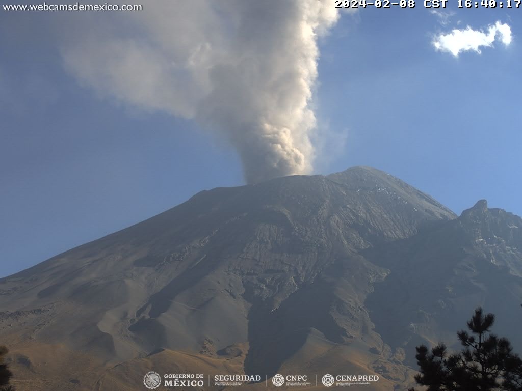 Ceniza del Popocatépetl atraviesa a Tlaxcala