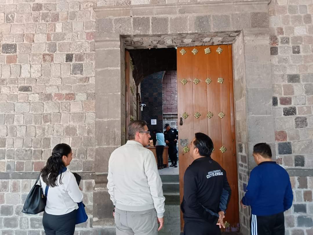 Entrega Antorcha Magisterial pliego petitorio a Gobierno de Tlaxcala
