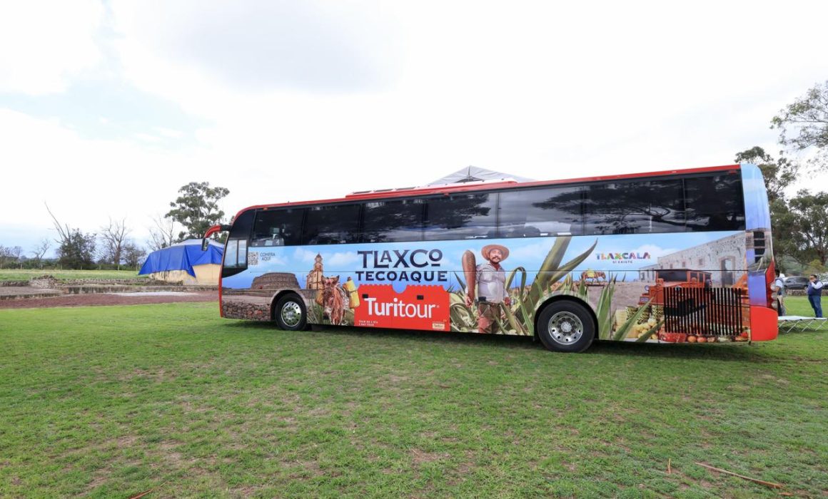 Presenta Lorena Cuéllar nueva ruta turística ADO Tlaxco-Tecoaque