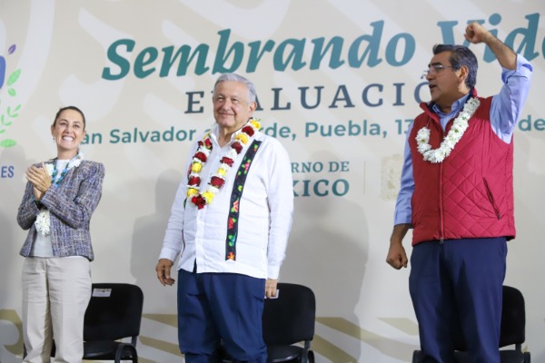 Claudia Sheinbaum confirma en Puebla continuidad del programa Sembrando Vida 