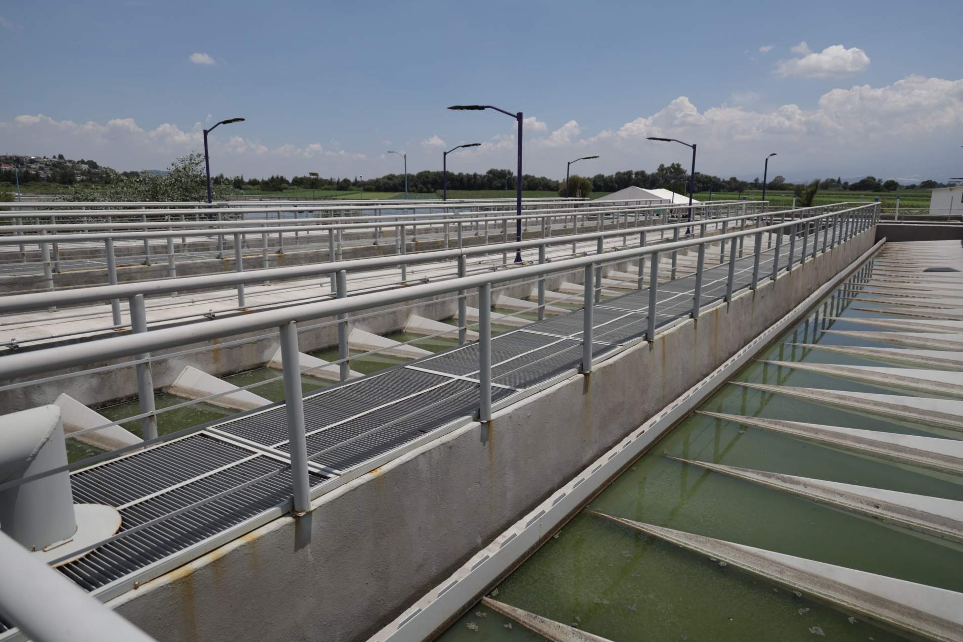 Entrega LCC rehabilitación de planta de tratamiento en Ixtacuixtla