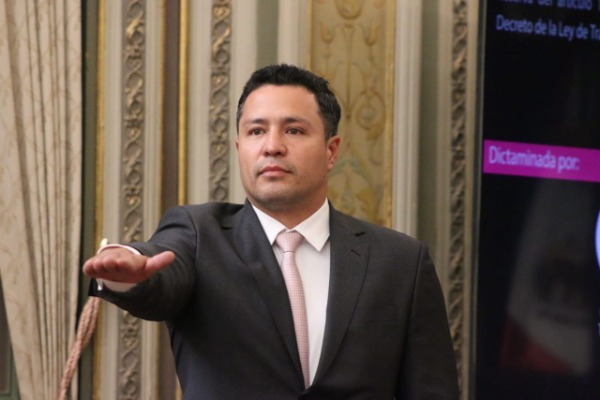Ex consejero jurídico del gobierno estatal es nombrado magistrado del Poder Judicial 