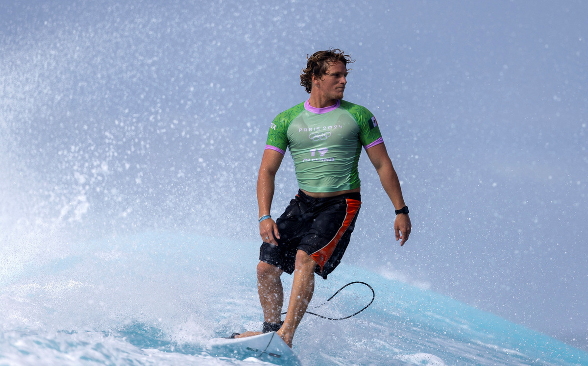 Surfista mexicano es eliminado de los Juegos Olímpicos París 2024