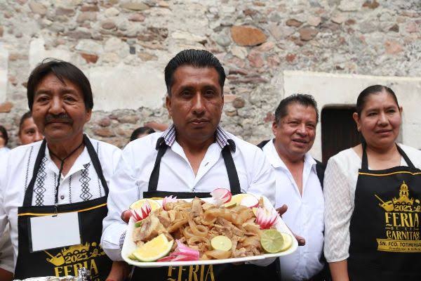 Invitan a la Feria de las Carnitas 2024 en San Francisco Totimehuacan
