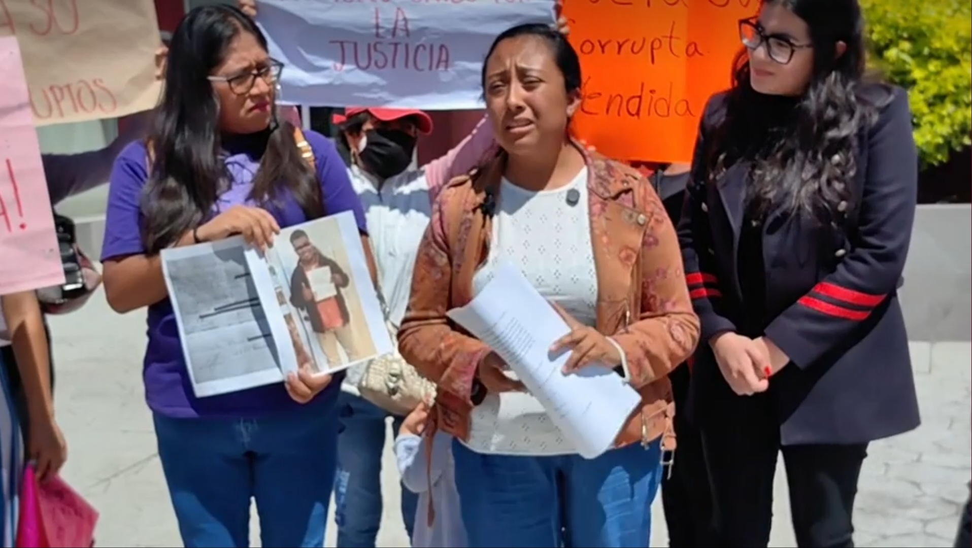 Exigen destitución de jueza en Zacatelco, permitió la custodia a presunto violentador
