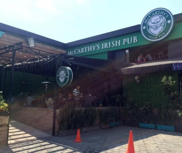 Detienen a propietario de McCarthy's; lo acusan de secuestro 