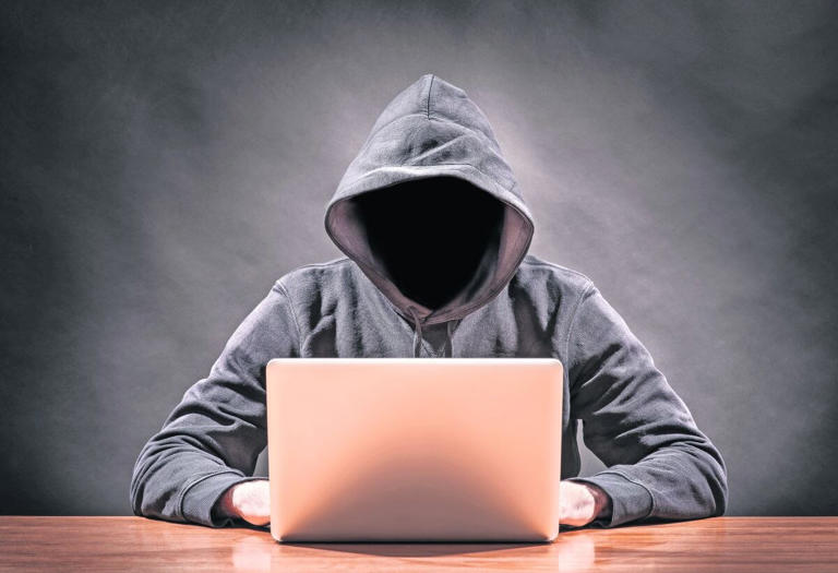 Estas apps roban tus fotos y videos del celular sin darte cuenta