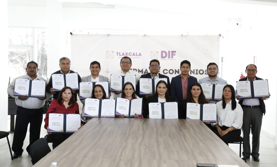 Firma Sedif convenio con municipios para apertura de 10 UBR