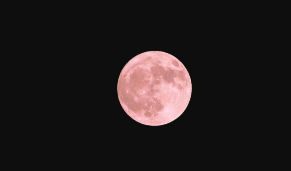 Superluna de Fresa 2024