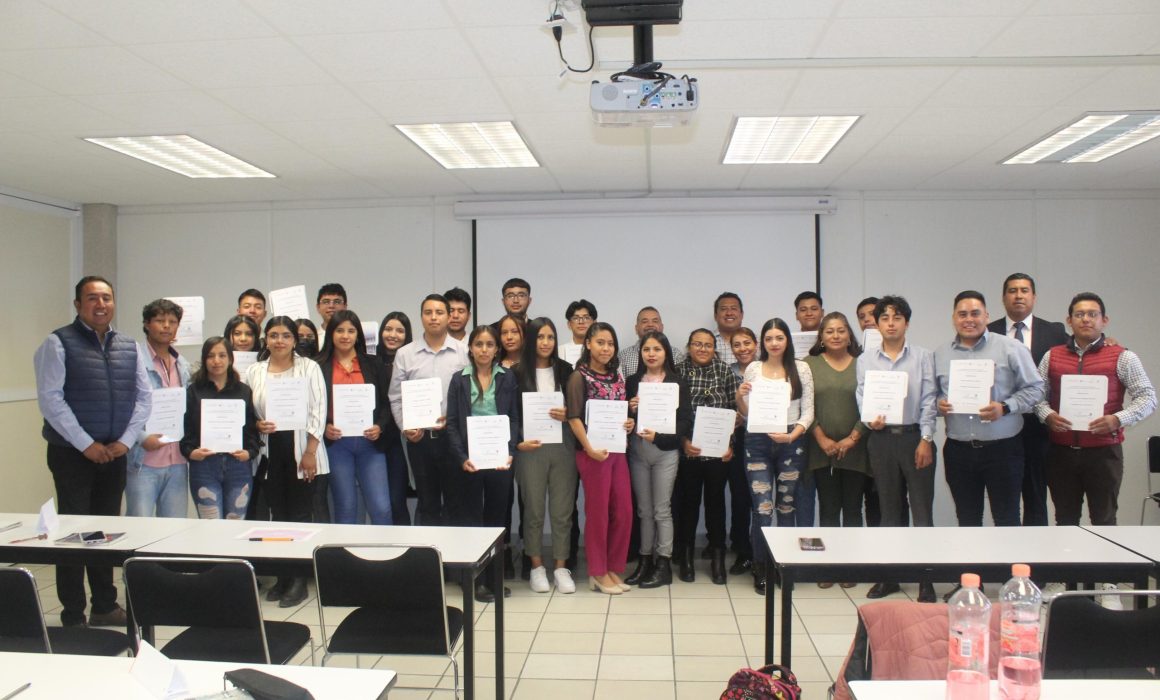 Clausuran exitosamente el curso Cadena de suministro en el ITS Tlaxco