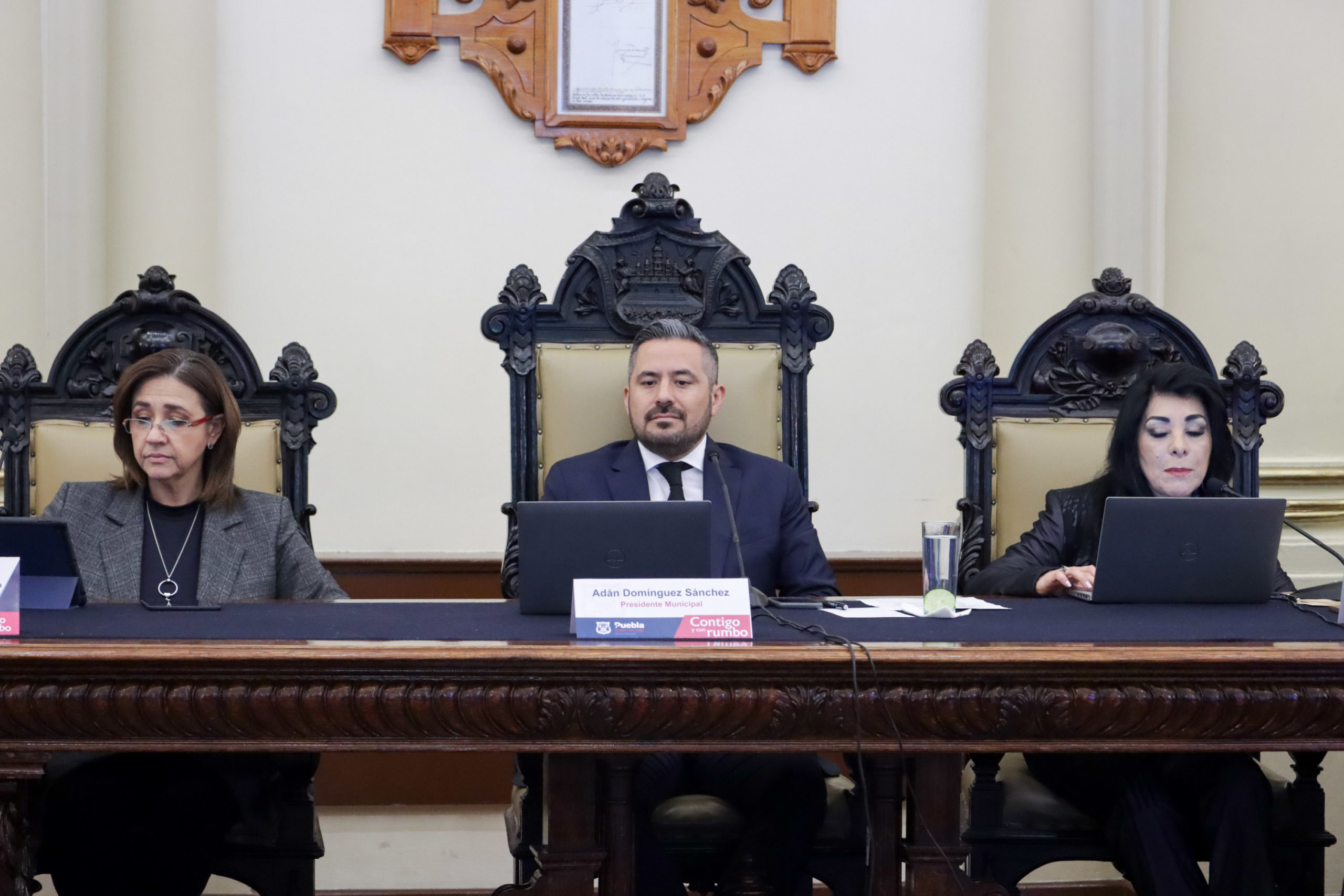 Ayuntamiento de Puebla aprueba 110 bases sindicales; proceso será transparente, asegura alcalde