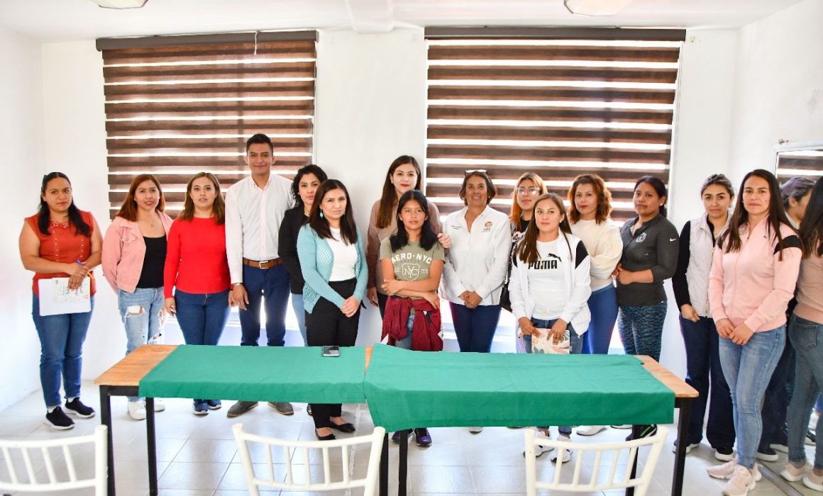 Impulsa DIF Huamantla el empoderamiento de mujeres con cursos para el crecimiento personal