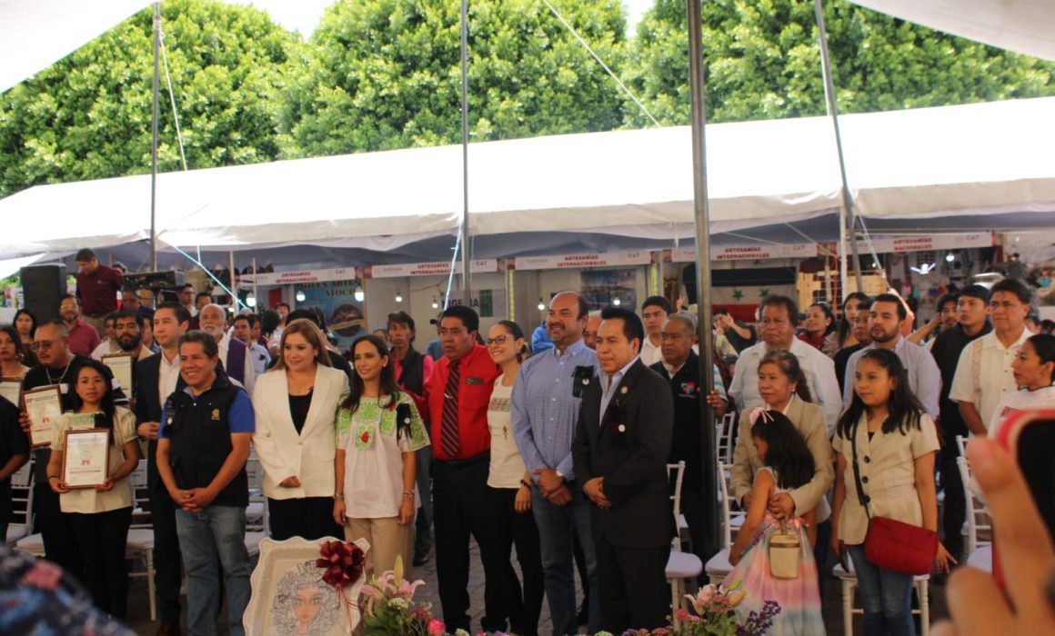 Premia CAT a artesanos del 33 concurso de arte popular Tlaxcala 2024