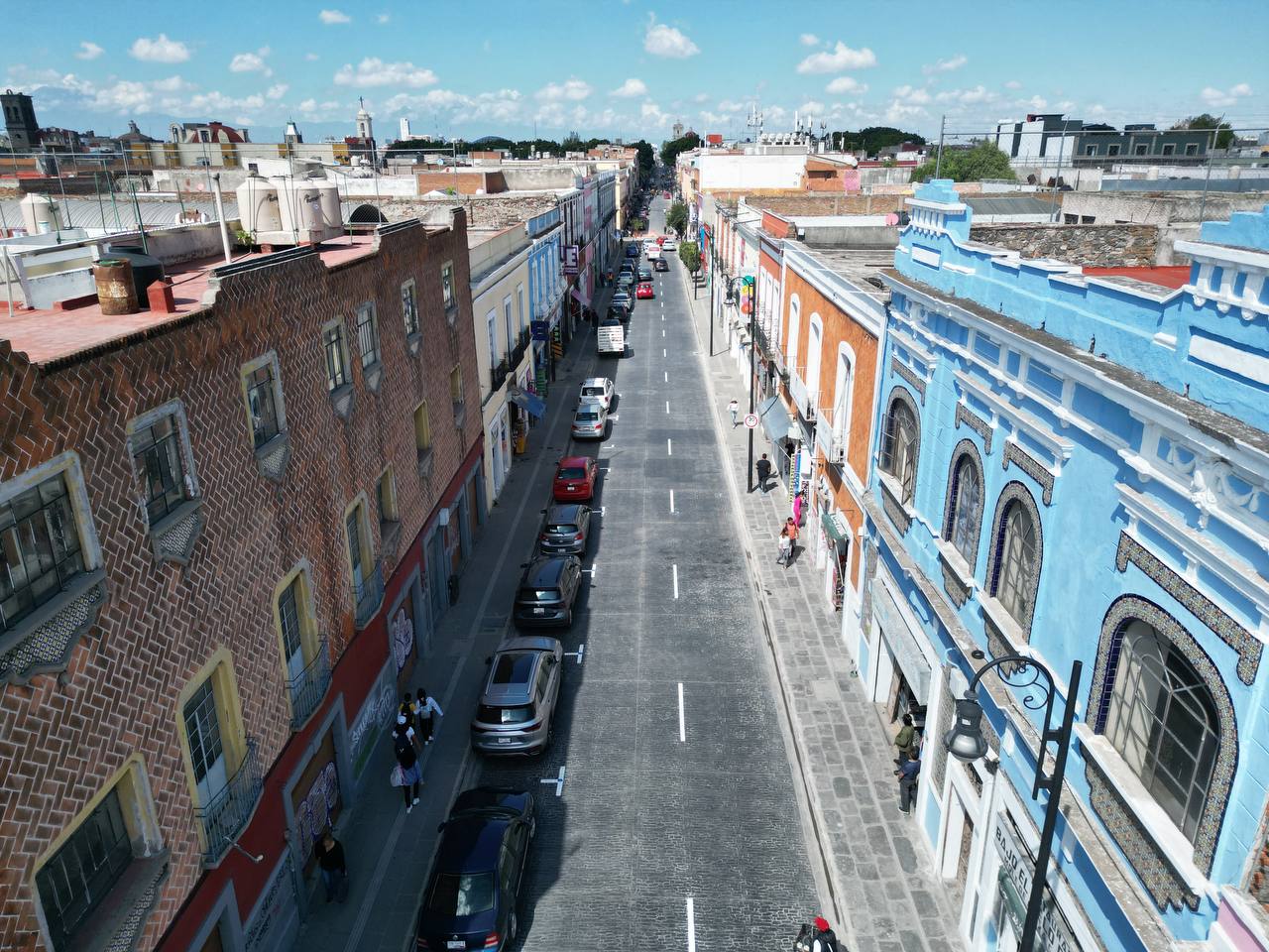 Ayuntamiento de Puebla solicita rehabilitación en cruce de 10 Oriente y 2 Norte por fisuras en el pavimento