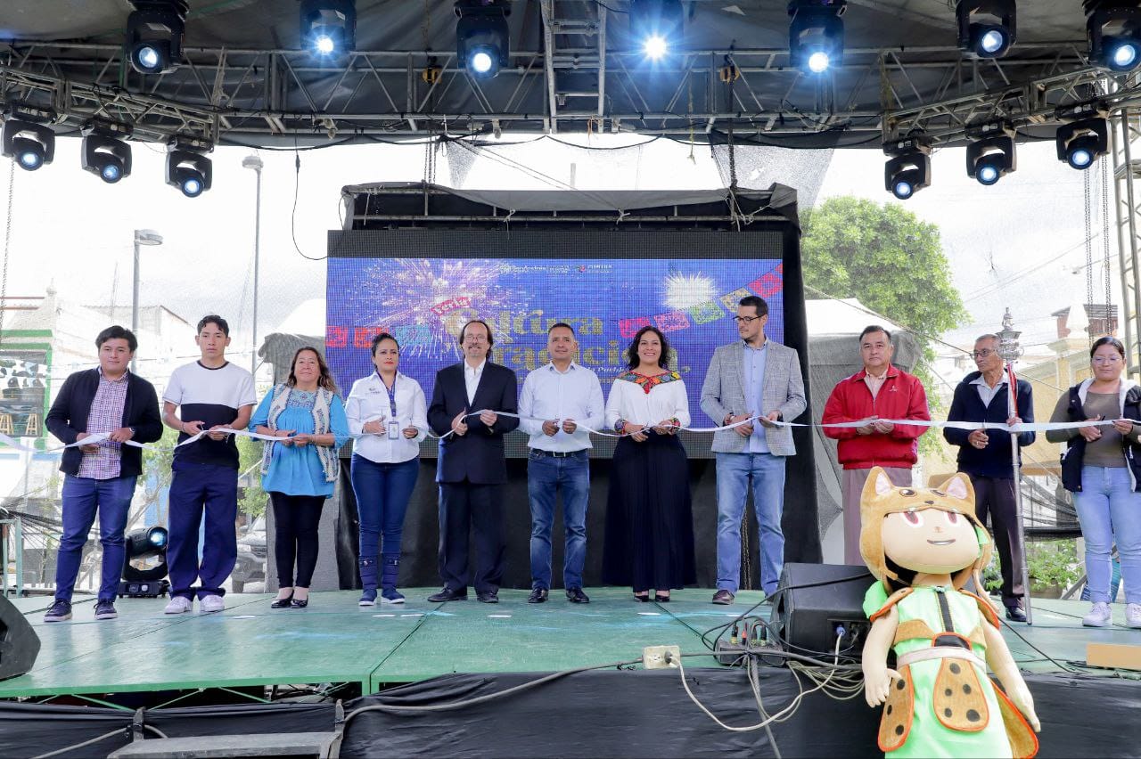 Inaugura Mundo Tlatehui con éxito la Feria Cultura y Tradición