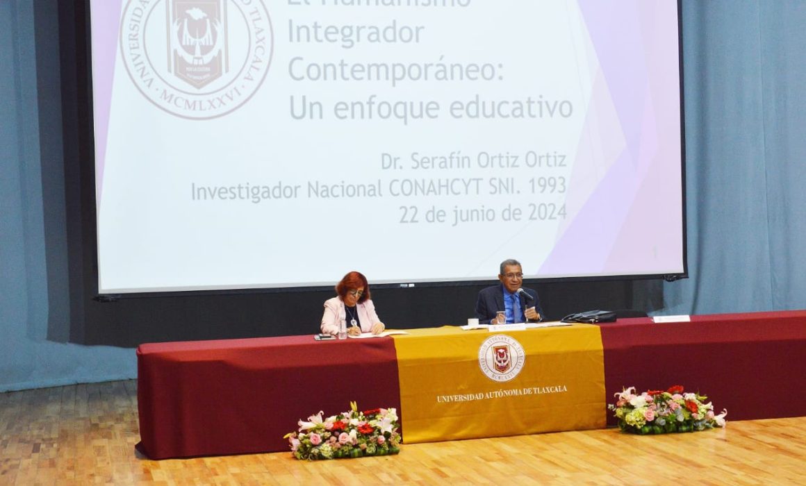 Concluyó en UATX congreso internacional de en Trabajo Social