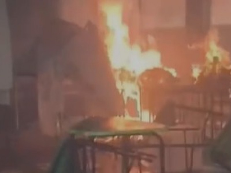 Incendian urnas en Cuautitlán Izcalli