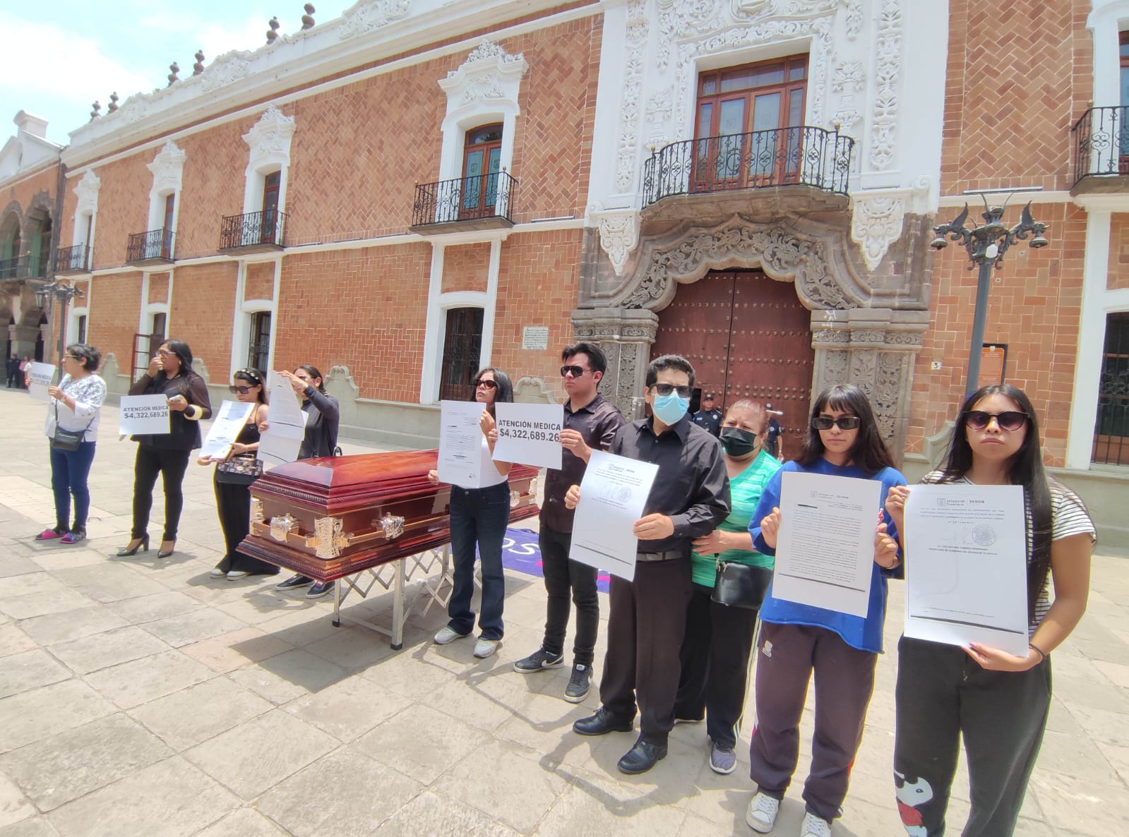Por negligencia en el ISSSTE fallece trabajadora de Tlaxcala: piden justicia