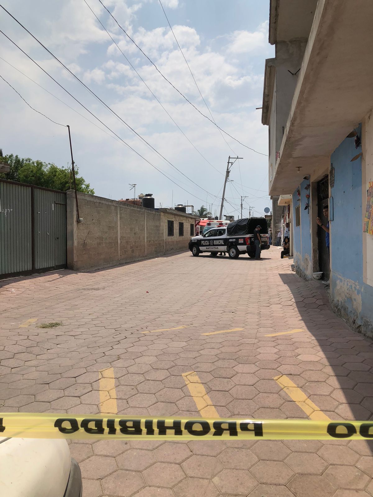 Muere hombre de la tercera edad al caer accidentalmente de la azotea, en Natívitas