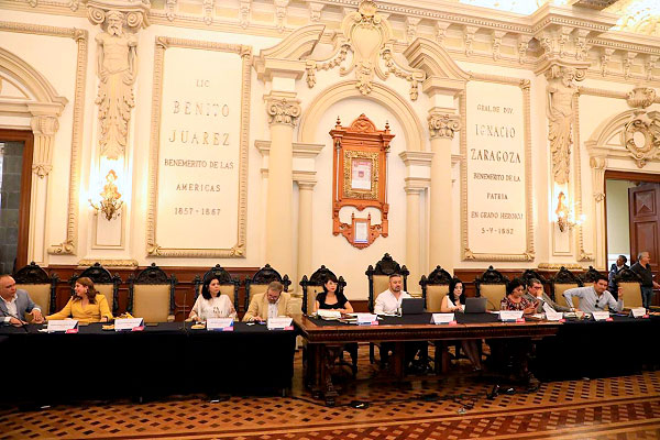 Reincorporación de regidores en Puebla modifica comisiones permanentes del Cabildo