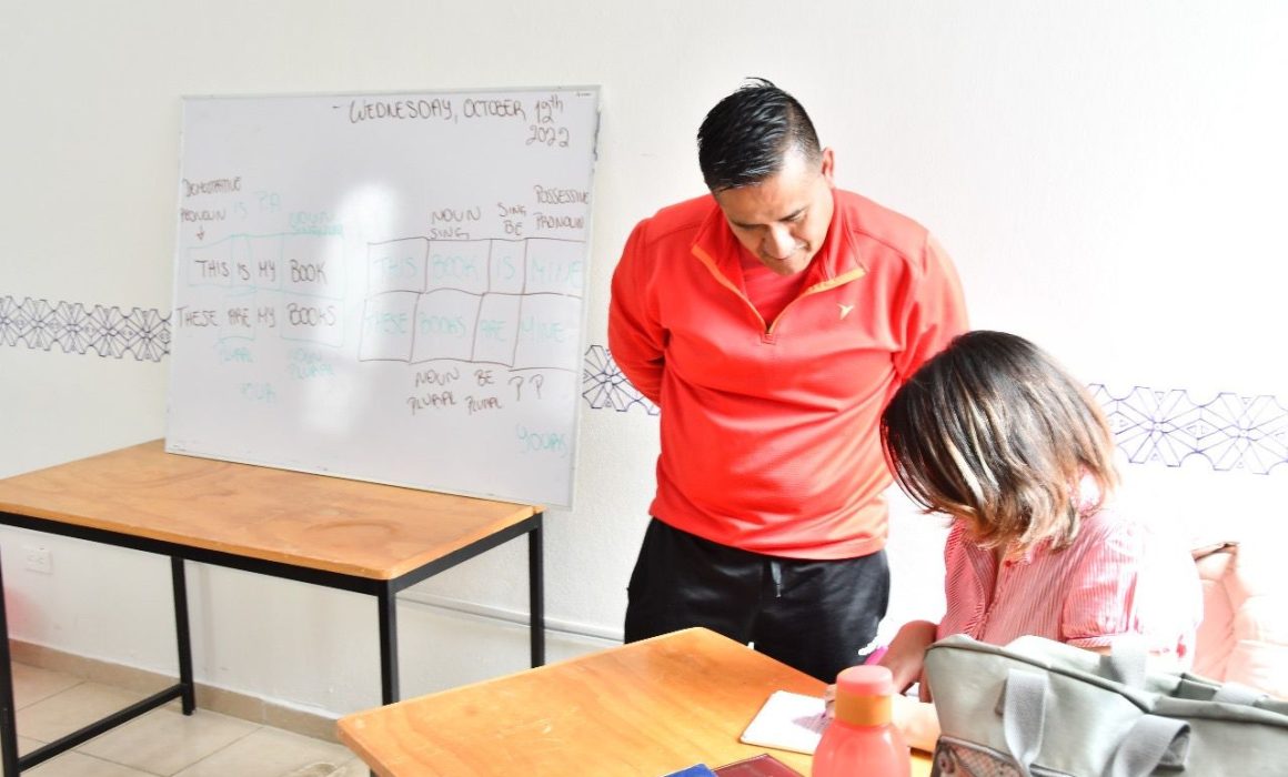 Invita ayuntamiento de Huamantla a jóvenes a participar en curso de inglés básico