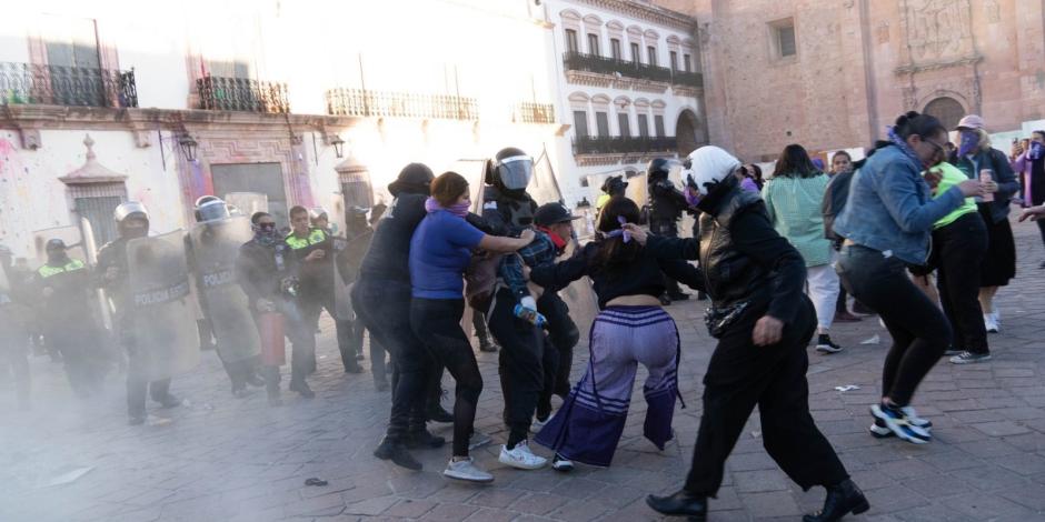 Exigen renuncia de funcionarios y gobernador de Zacatecas