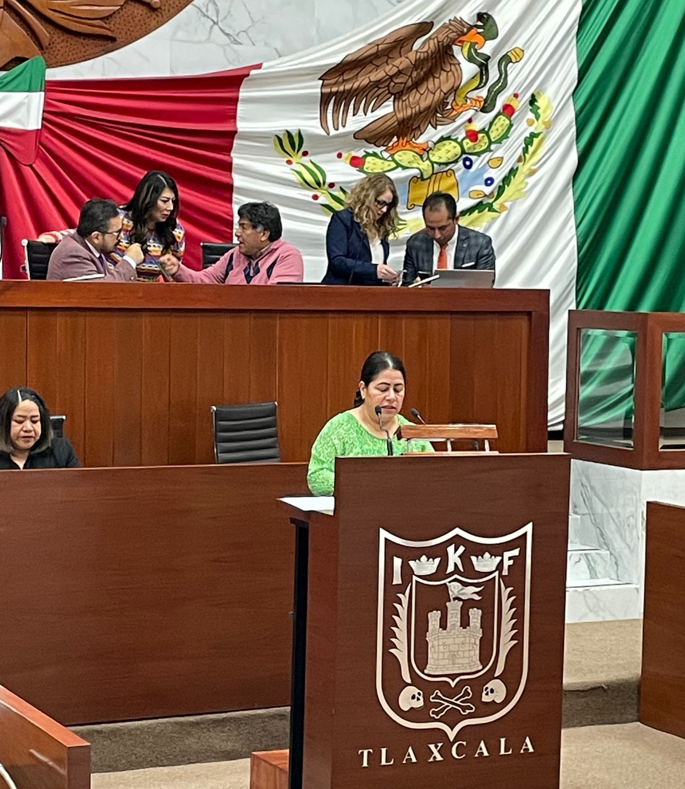 Diputadas proponen legislación para salvaguardar derechos de mujeres y niñas