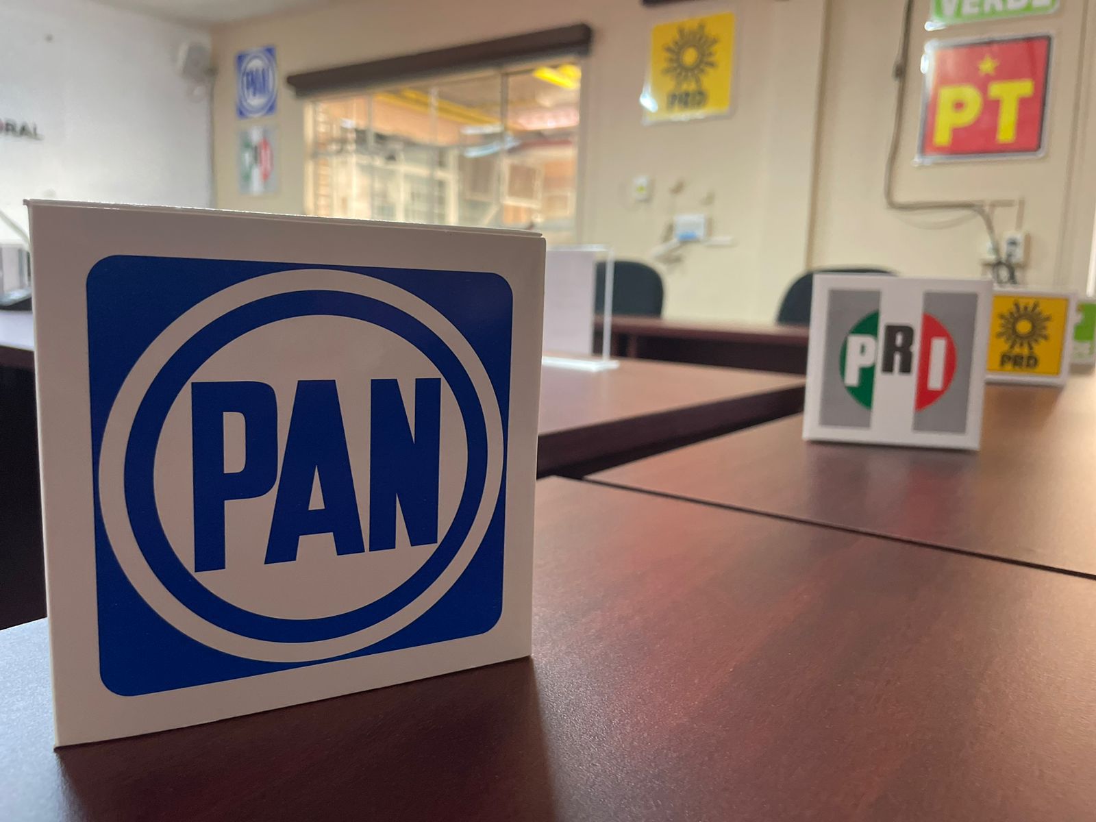 Dieciséis Autoridades Municipales Dejan sus Cargos por Aspiraciones Políticas