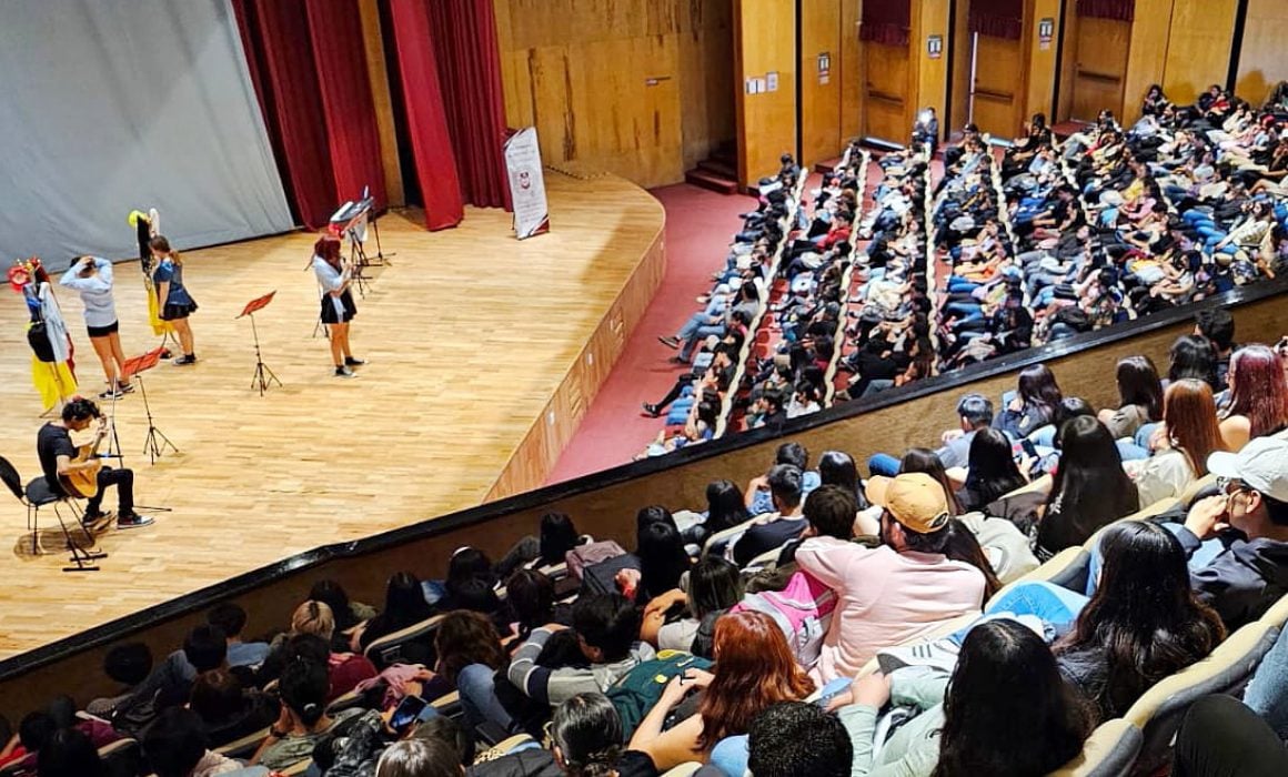 Orienta UATX a estudiantes sobre una sexualidad responsable