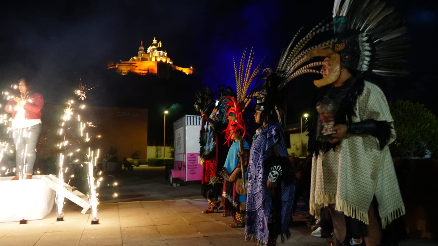 Karina Pérez Popoca arranca campaña para diputada federal por el distrito 10