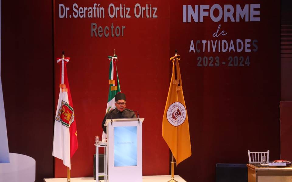 UATX en crecimiento y transformación: rector en segundo informe
