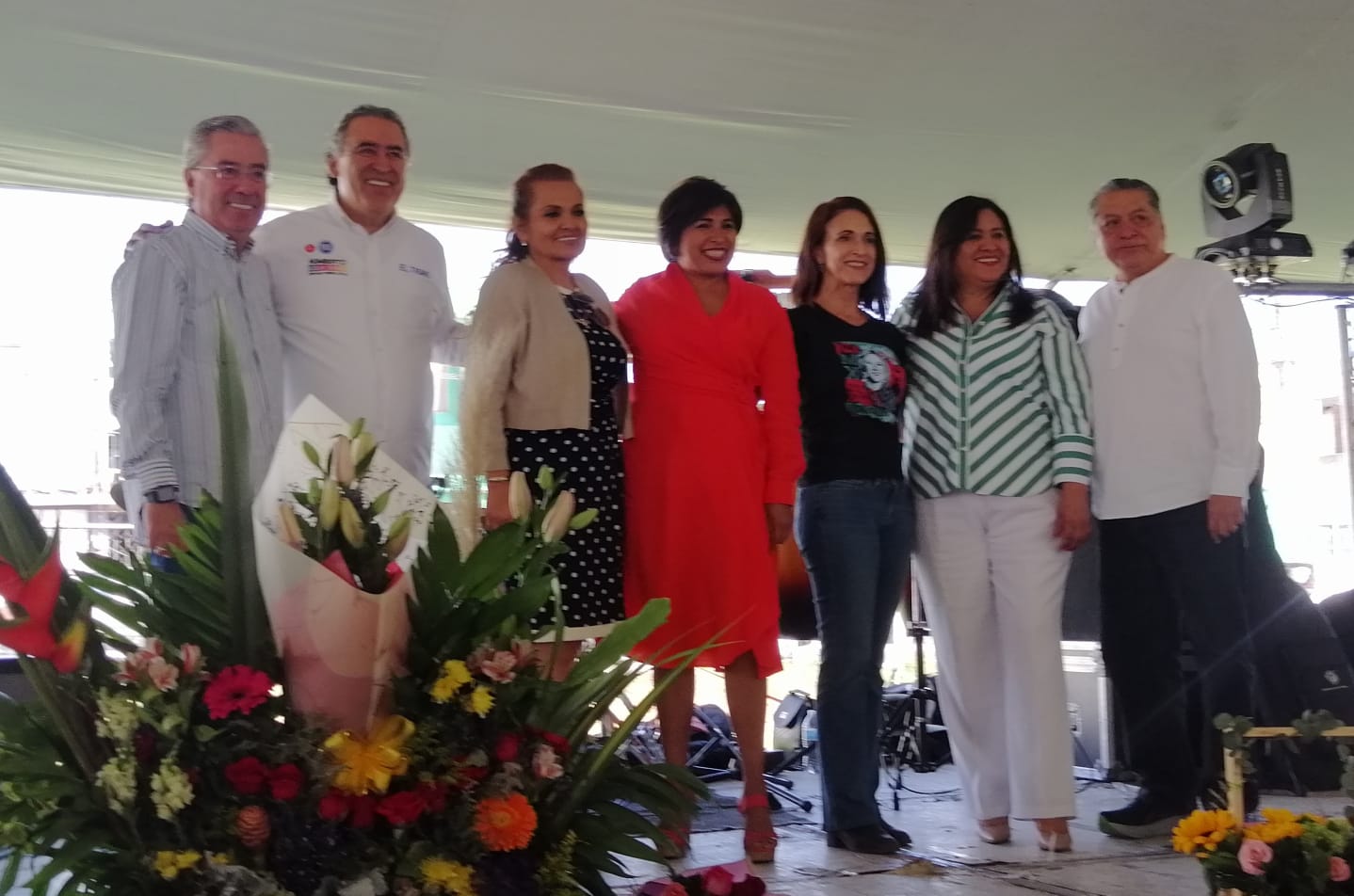 Roxana Luna celebra su cumpleaños en San Pedro Cholula