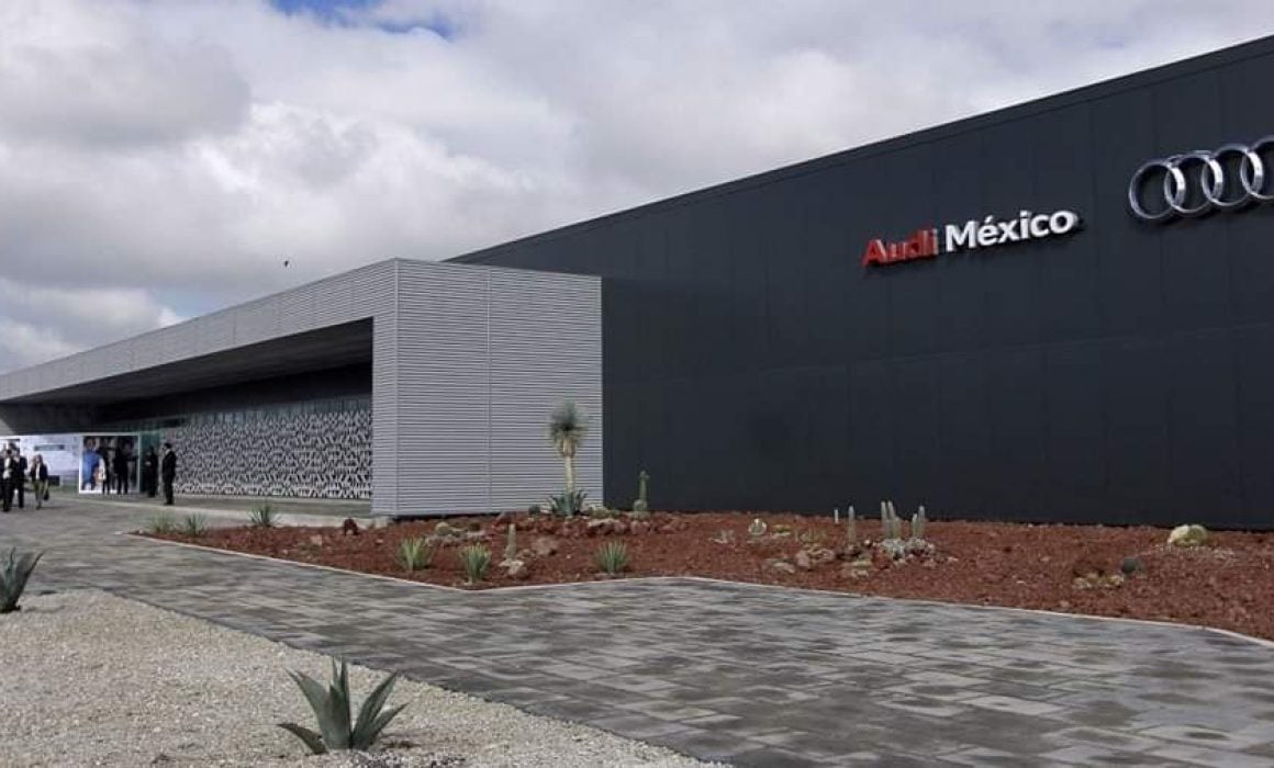 Explosión en Audi Puebla deja como saldo una persona sin vida y 2 heridos