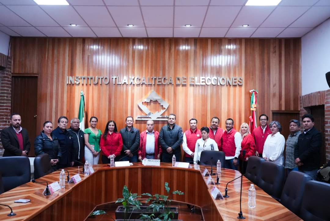 Registra PRI a candidatos al Congreso del Estado ante el ITE