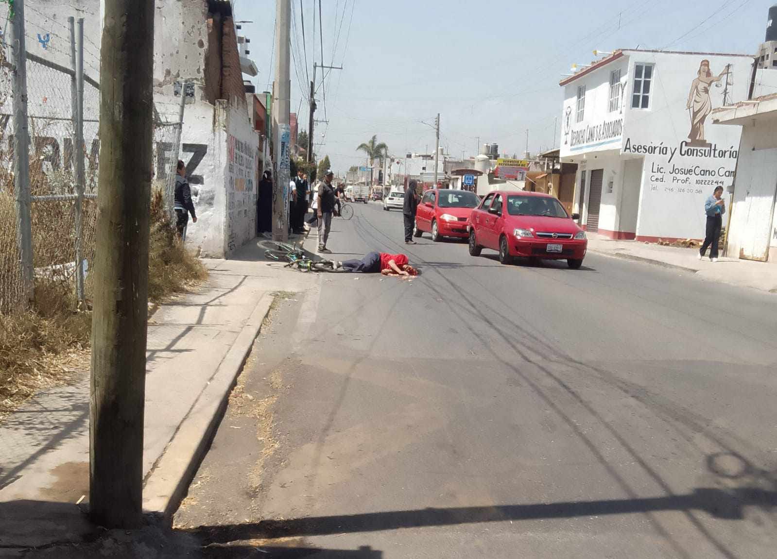 Hombre de edad avanzada pierde la vida tras ser atropellado por camión de volteo