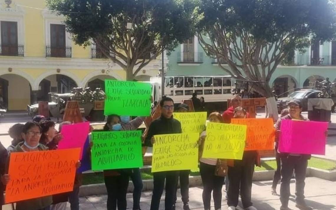 Reclaman antorchistas a alcaldesa de Tlaxcala, agua y seguridad