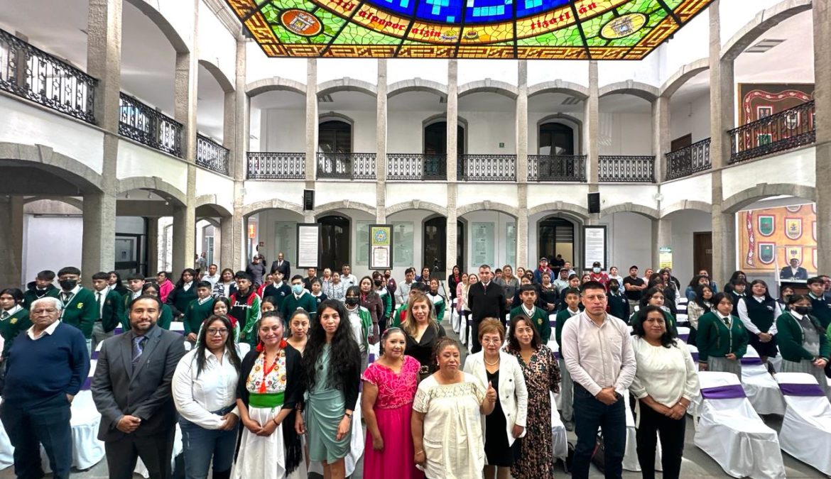 Conmemoran el Día internacional de la mujer en el Patio Vitral del Congreso