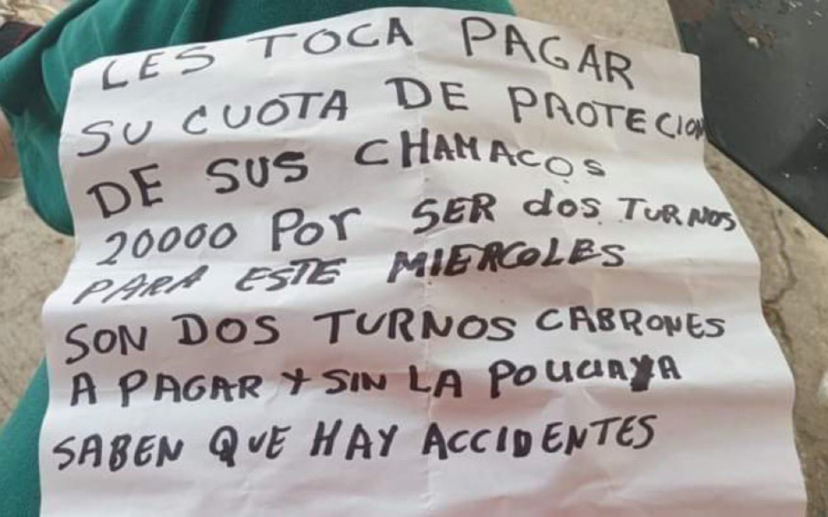 AMLO pide a escuela o dejarse intimidar por extorsión de narcotráfico 