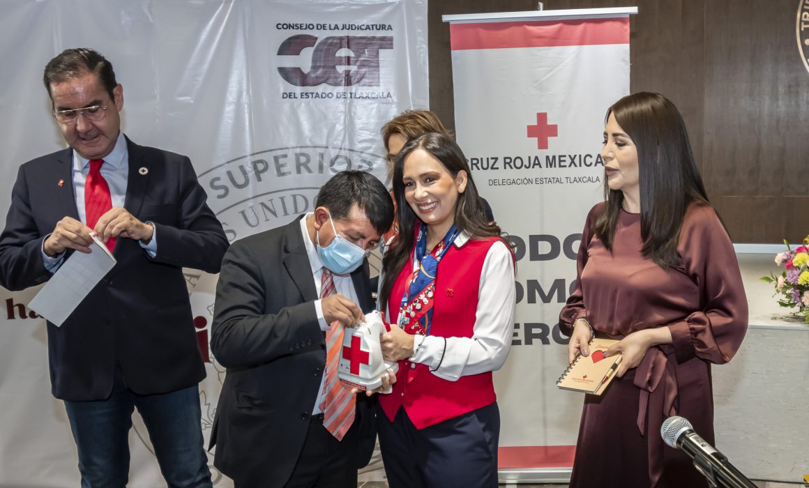 Ponen en marcha TSJE y Sedif colecta anual de la Cruz Roja