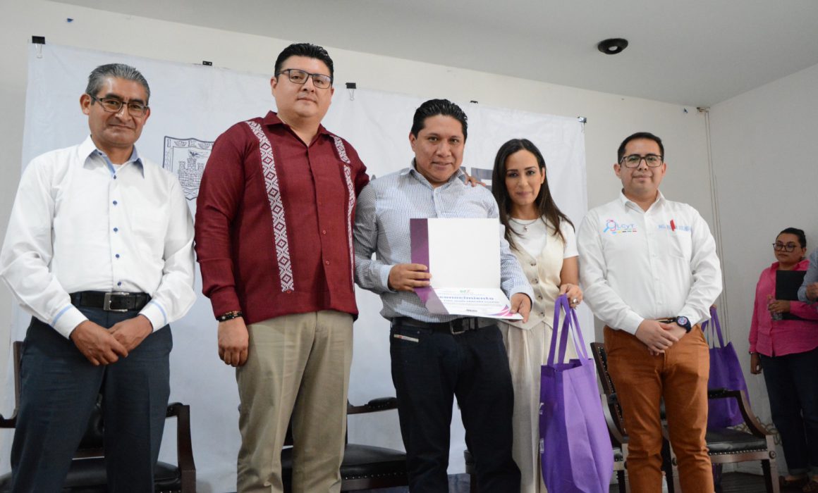 Reconocen UTT y Sedif a estudiantes por destacadas participaciones en OLCyT