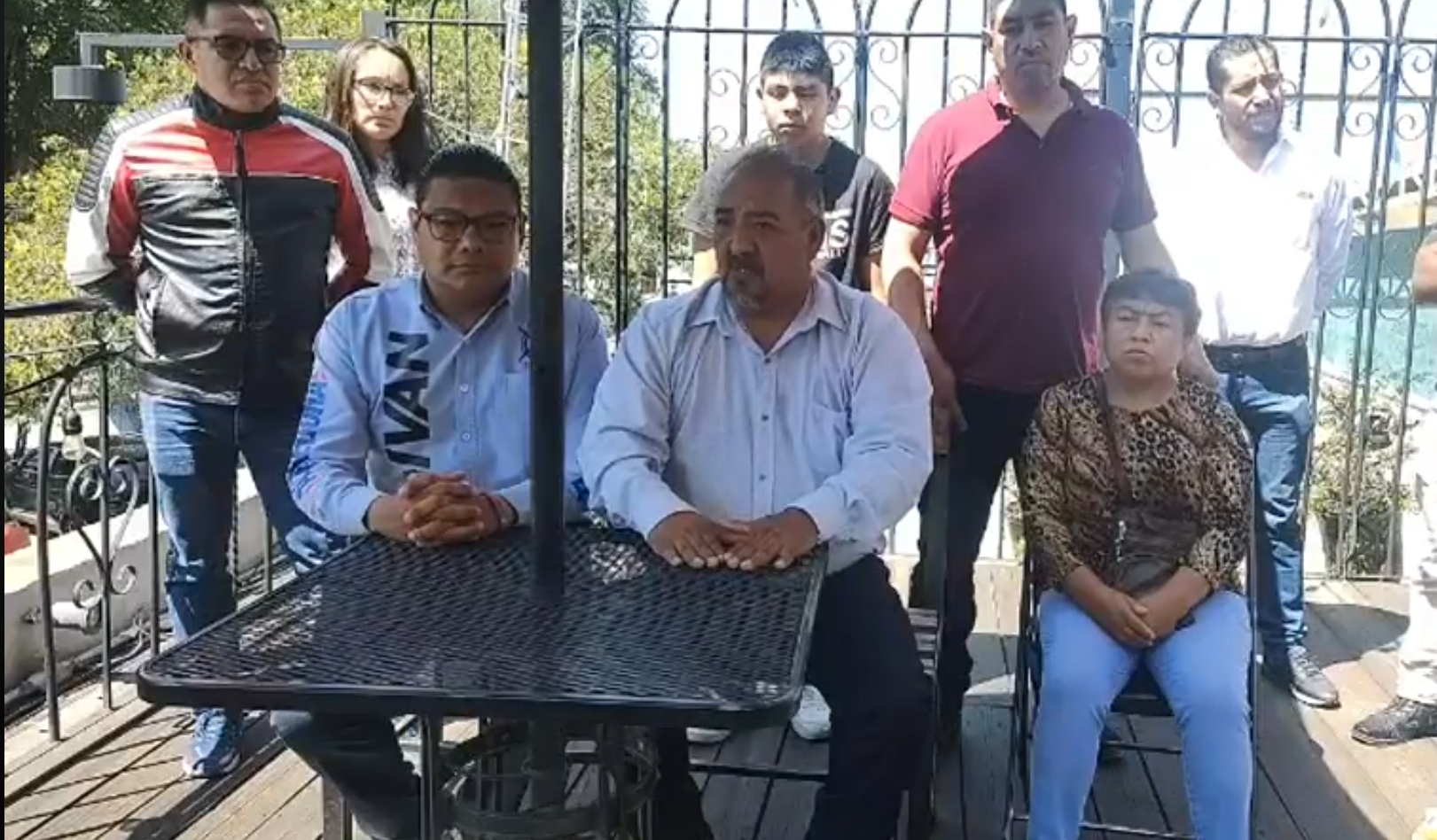 Candidato del PRD declina a favor de Iván Teomitzi en Apetatitlán